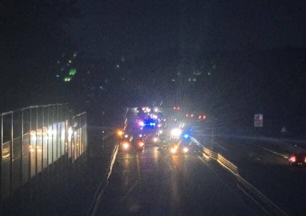 Castronno - Incidente a un camion sull’autostrada tra Solbiate e Castronno, chiusa l’A8 -  - Varese News