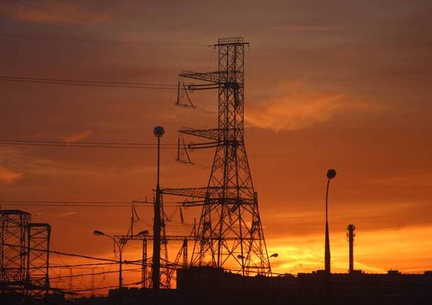 Solaro - Saronnese, Brianza e Alto Milanese ancora alle prese con i blackout: disagi diffusi da Solaro a Bollate fino a Seveso - Archivio - Varese News