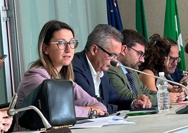 Regione Lombardia - Semplificazione, disabilità e qualità dell’aria: approvata la Legge Ordinamentale 2026 della Lombardia -  - Varese News