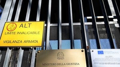 Milano, 22enne aggredita nell’androne di casa: fermato un 24enne