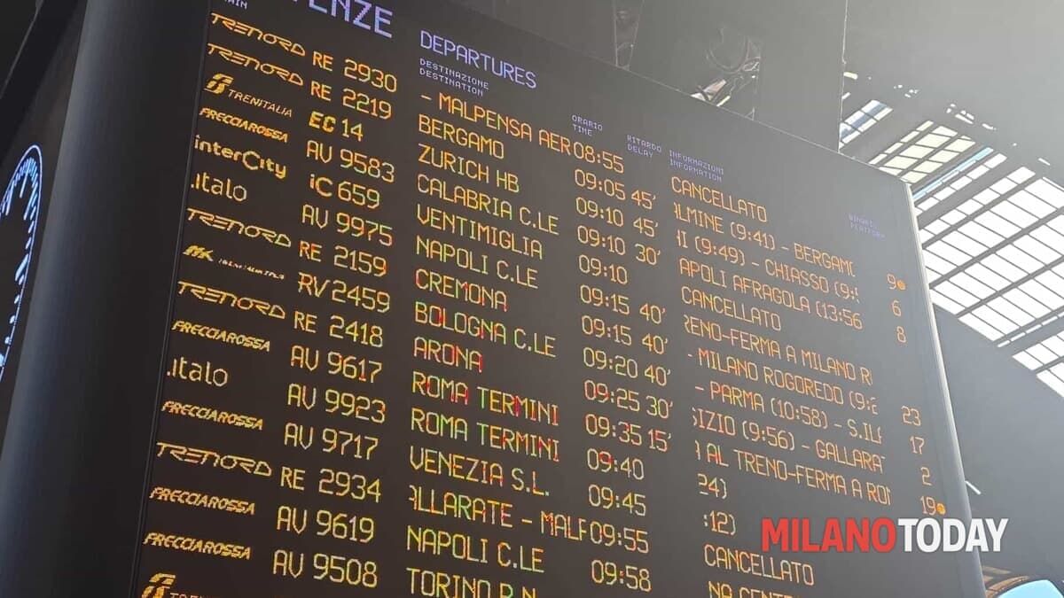 Caos sulla linea alta velocità Napoli-Roma: furto di rame a Caserta, treni per Milano in forte ritardo
