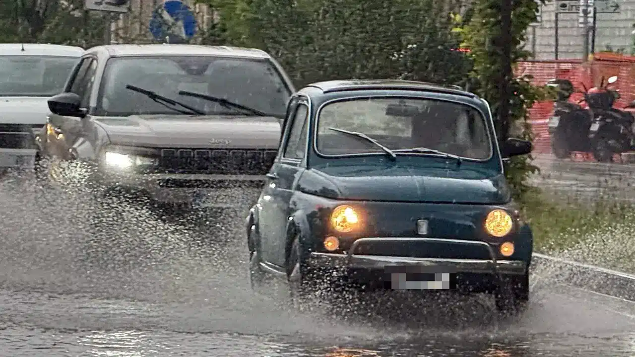 Maltempo sul Centro-Nord, Toscana in allerta arancione e piogge intense in diverse regioni