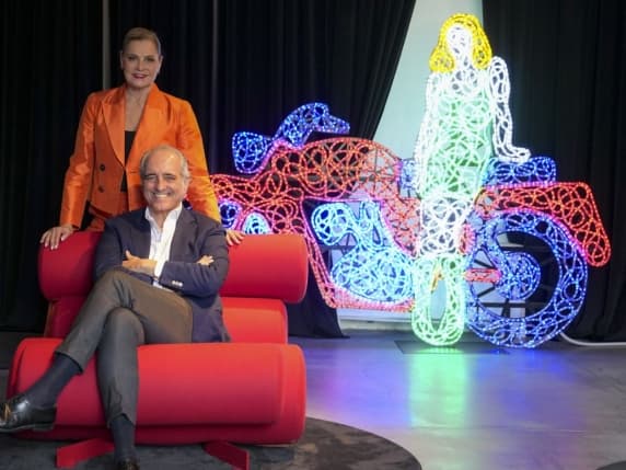 L'accademia di Giovanni Terzi e Simona Ventura: «Podcast, eventi e documentari, così lanciamo i giovani talenti»