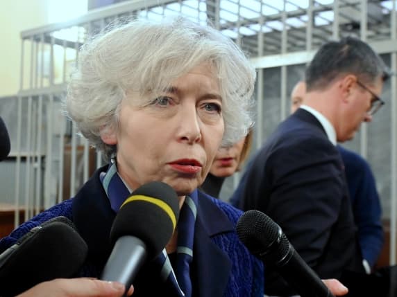 Irene Pivetti, chiusa l'indagine sulle mascherine Covid scadenti: l'ex presidente della Camera verso il processo con altri otto