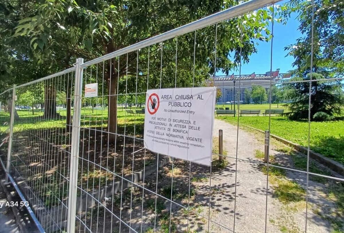 Giallo a San Siro, chiude improvvisamente il parco dove sorgerà il nuovo stadio: "C'è una contaminazione"