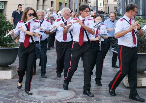 Saronno - Saronno celebra la Giornata Europea della Musica con quattro bande in sfilata per le vie del centro - Archivio - Varese News
