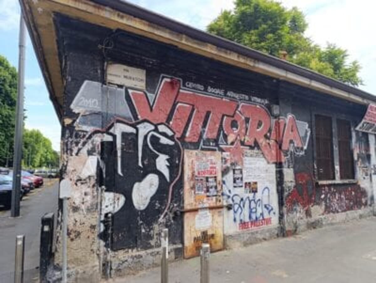 Il Centro sociale Vittoria lascia la storia sede dopo 31 anni: "Siamo entrati in un nuovo posto più piccolo"