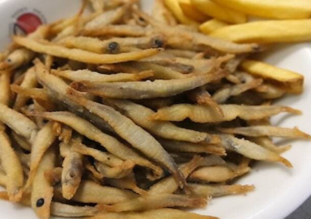 Evento sponsorizzato - Germignaga si prepara per la sagra del pesce agone: un weekend di frittura, divertimento e musica - Tempo libero - Varese News