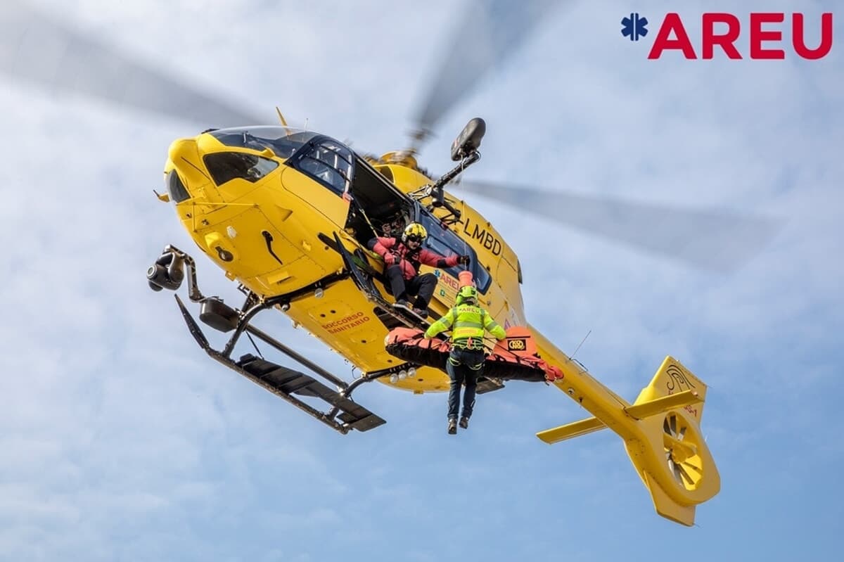 Schianto tra un'auto e una moto nel Milanese: morto un uomo