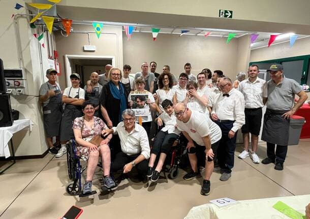 Malnate - Comunità e la cucina di Chef Barzetti: la festa della Finestra di Malnate è stata un successo -  - Varese News