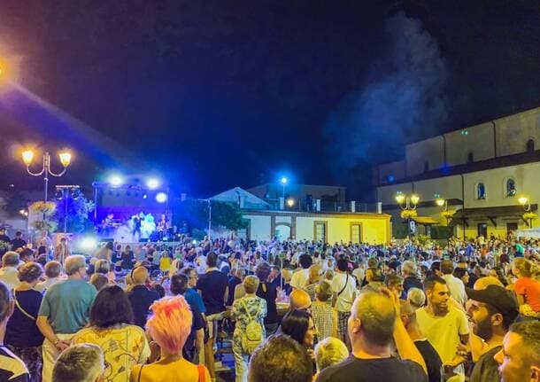 Lazzate - A Lazzate “Vacanze al Borgo” prosegue tra cucina lombarda e quattro serate di musica - Archivio - Varese News