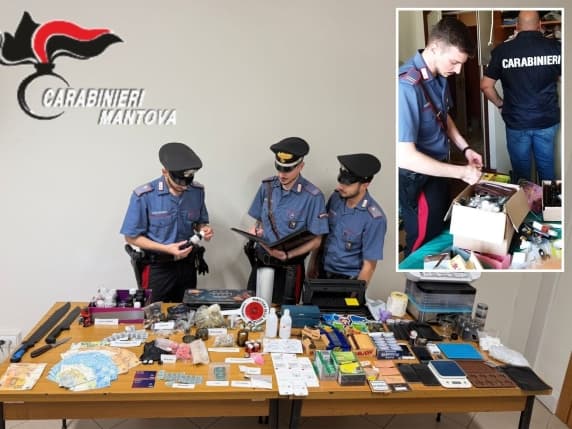 Curtatone, droga venduta su Telegram e spedita con i corrieri: il cane poliziotto Ziggy trova il deposito, arrestato 19enne