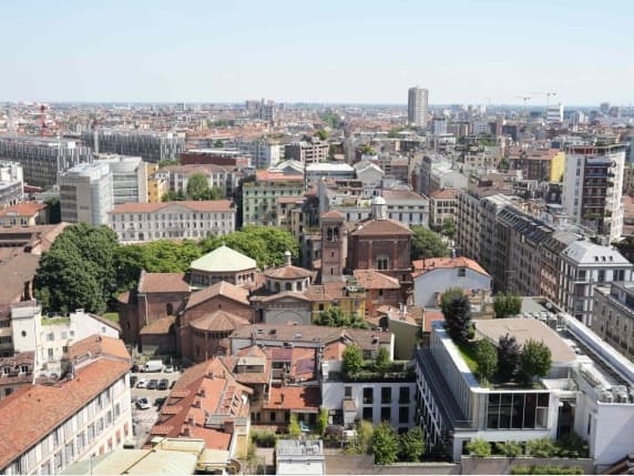 Milano, la fuoriuscita dalla città: le compravendite di case restano stazionarie, mentre aumentano a Monza a Lodi