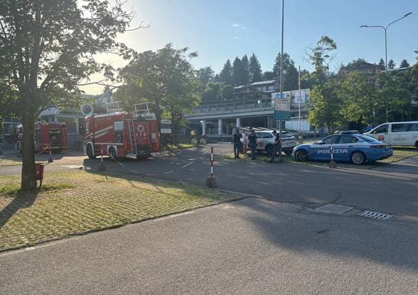 Varese - Principio d’incendio al Campus di Varese, vigili del fuoco in azione -  - Varese News