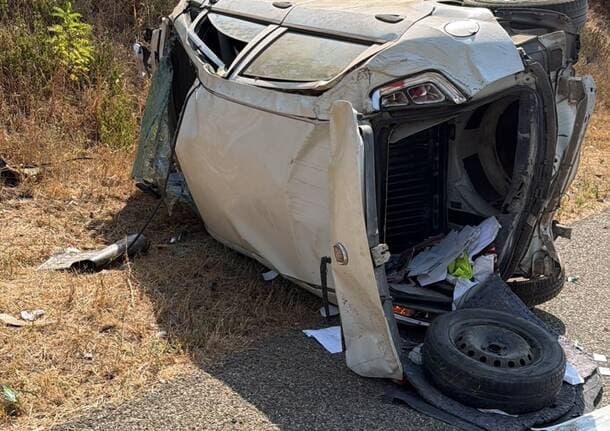 Sicurezza stradale - Incidente sulla Statale 336 a Buscate verso Malpensa: scontro tra auto, una si ribalta - Archivio - Varese News