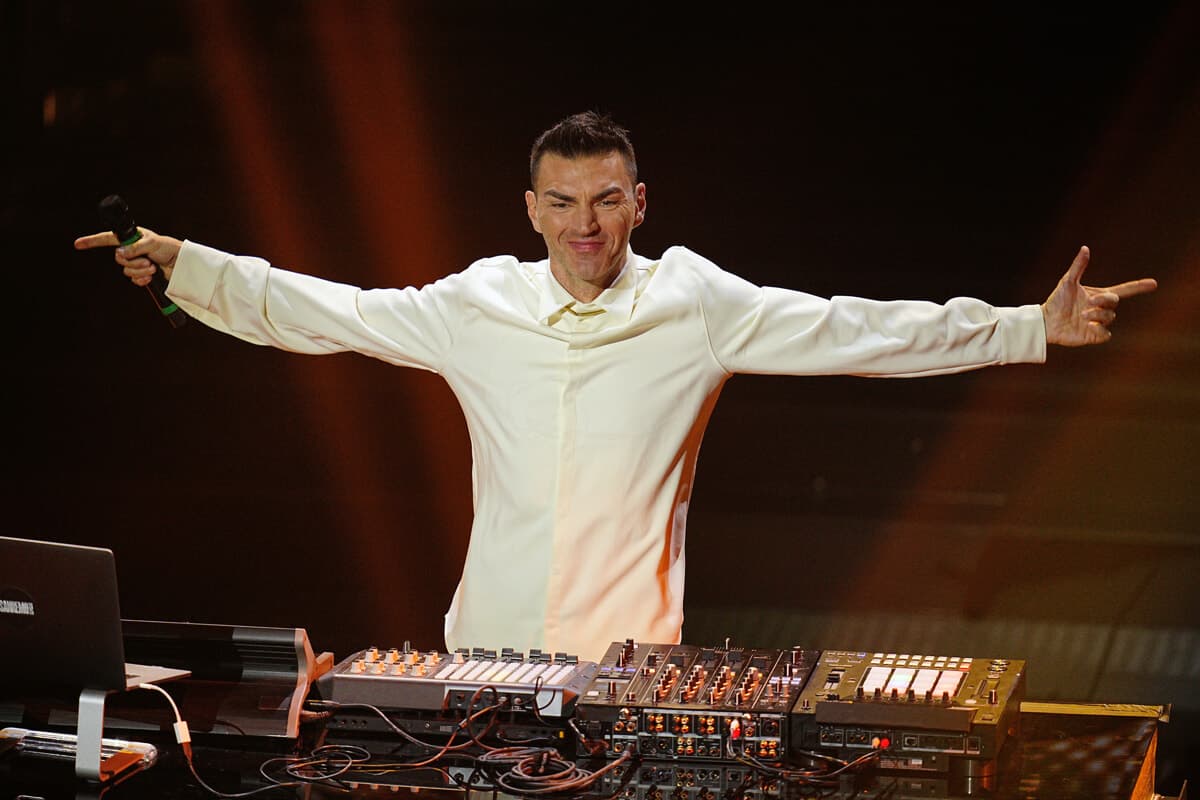 Gabry Ponte in concerto a Milano: parcheggi, strade chiuse, come arrivare e scaletta