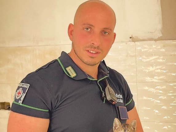 Francesco Imprezzabile, l’inseguimento dell’auto a 180 chilometri orari: così è morto il vigile caduto in moto a Milano