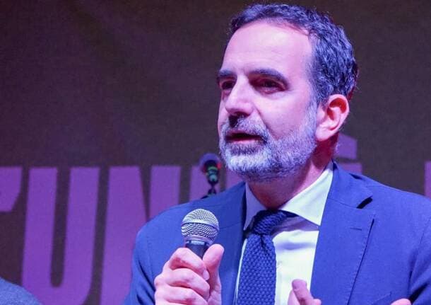 Varese - Ristorni bloccati, Alfieri: “Giorgetti e Fontana ritirino subito la tassa della salute. Comuni di frontiera beffati” -  - Varese News
