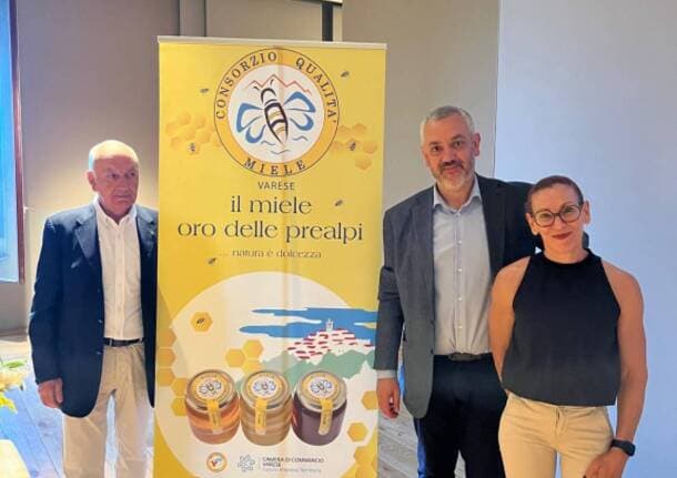 Economia - Il Miele Varesino conquista Siena: le eccellenze del territorio protagoniste a “A Regola d’Ape 2026” -  - Varese News
