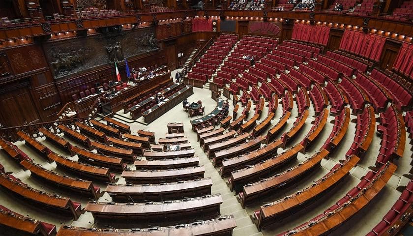 Legge elettorale, il testo arriva alla Camera: opposizioni all’attacco sui tempi dell’esame
