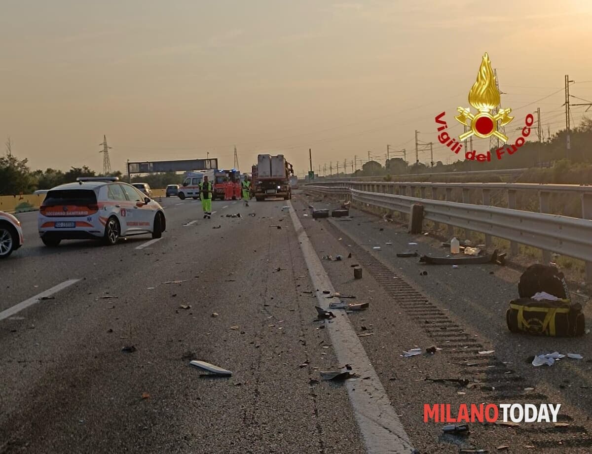 Grave incidente in autostrada: morta donna di 61 anni. Aperta indagine per omicidio stradale