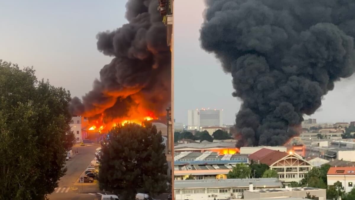 Incendio alla piattaforma ecologica: bruciano rifiuti, alta colonna di fumo nero
