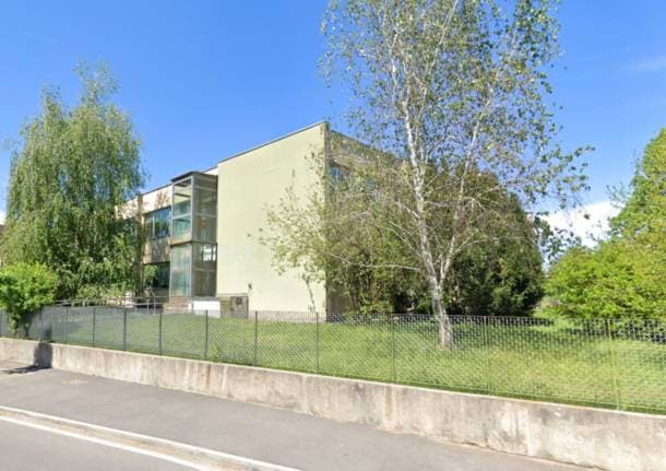Somma Lombardo - Al via il trasloco nell’edificio delle nuove scuole Rodari di Somma Lombardo -  - Varese News