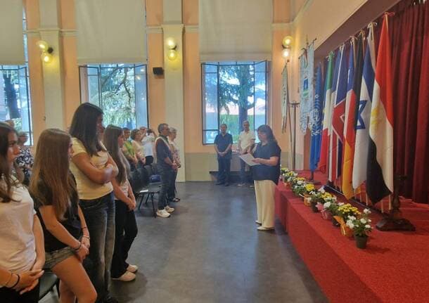 Olgiate Olona - Papa Leone benedice i familiari delle vittime dell’incidente aereo del 1959 a Olgiate Olona - Busto Arsizio/Altomilanese - Varese News