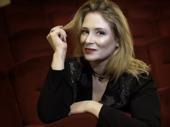 Milano, Alice Mangione torna a teatro: «Ho iniziato molte diete, usato il semaglutide perché non stavo bene. Ora non mi preoccupo più di cosa dice la gente»