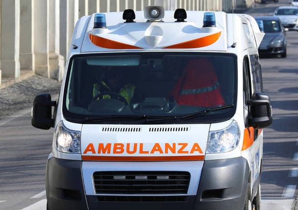 Cugliate Fabiasco - Incidente sulla statale a Cugliate Fabiasco: soccorsi in azione per un diciassettenne caduto dalla moto -  - Varese News