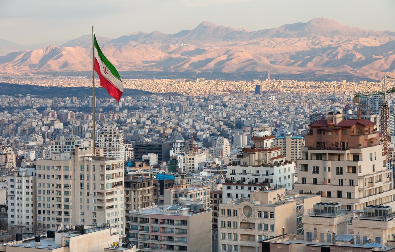 Ultimatum di Trump a Teheran: "O l’accordo sul nucleare o useremo la forza. Il tempo è quasi finito"