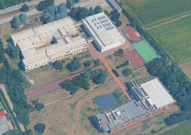  - Cinque milioni di euro per tetti, palestra e altri lavori all’istituto “Torno” di Castano Primo - Archivio - Varese News