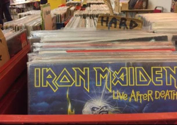 Saronno - Domenica il centro si riempie di musica: torna “Saronno in Vinile” - Musica - Varese News