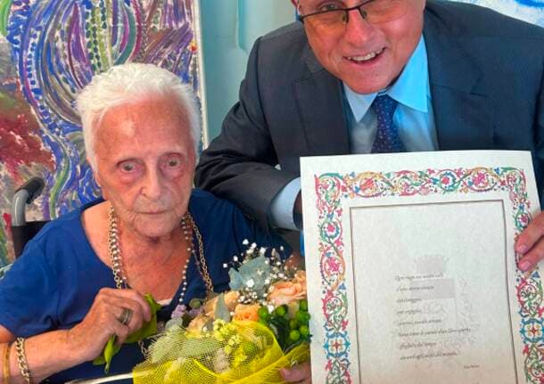 Cerro Maggiore - Adriana Crivello spegne 100 candeline. Festa alla RSA Oasi di Cerro Maggiore -  - Varese News