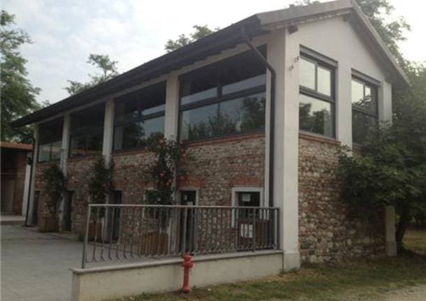 Lonate Pozzolo - A Tornavento la mostra “Terra in Cielo”: arte e natura si incontrano al Centro Parco Ex Dogana Austroungarica -  - Varese News