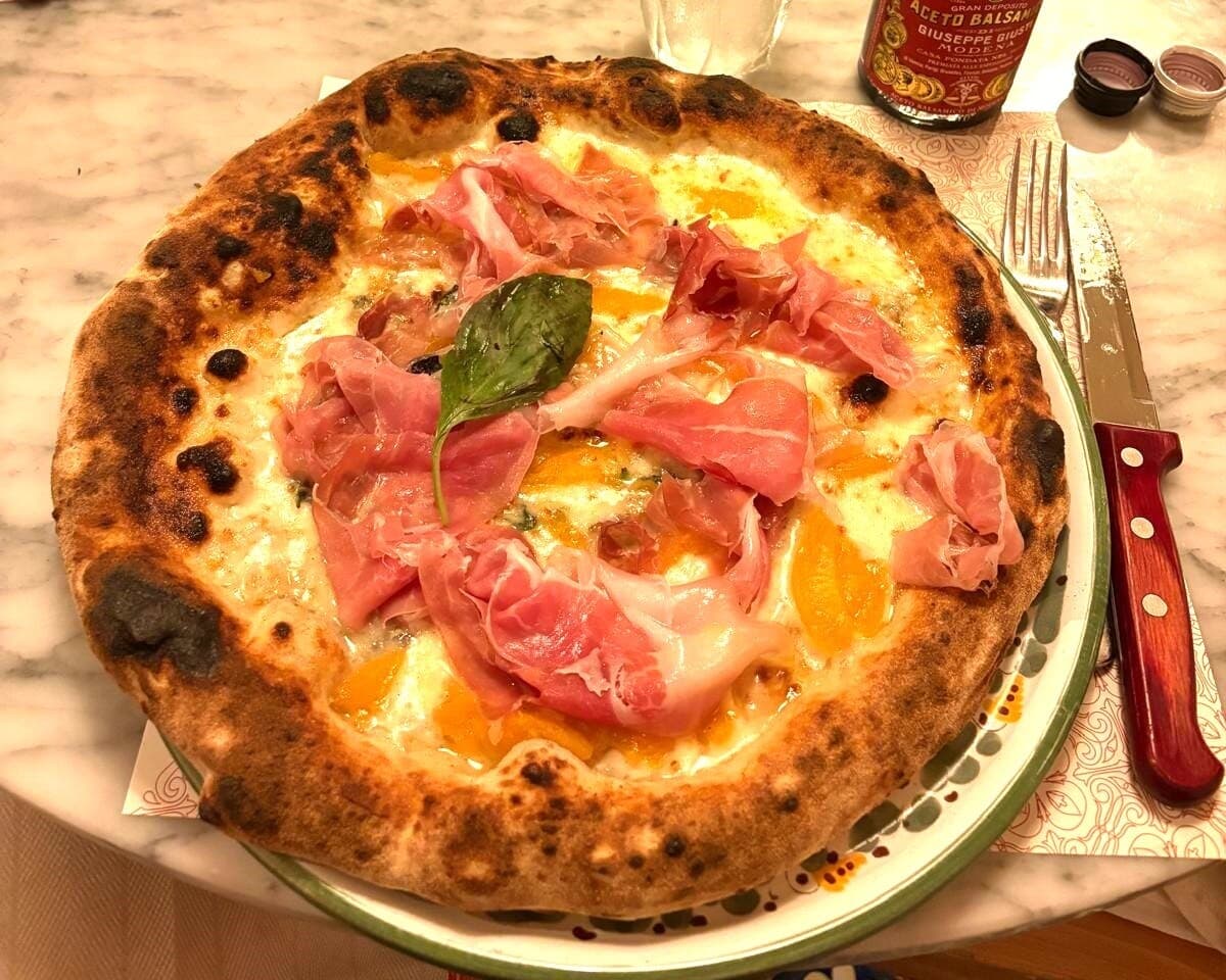 Una nuova pizza speciale dedicata alla città (e disponibile ancora per pochi giorni)