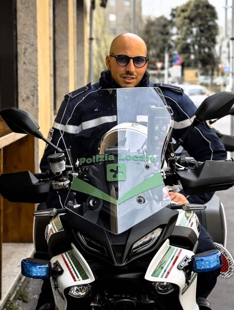 Inseguimento a Milano finisce con un incidente: muore Francesco Imprezzabile, agente della polizia locale