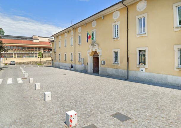 Albizzate - Albizzate mette la freccia per l’uscita da Coinger: bocche cucite in Comune in vista della conferenza dei capigruppo -  - Varese News