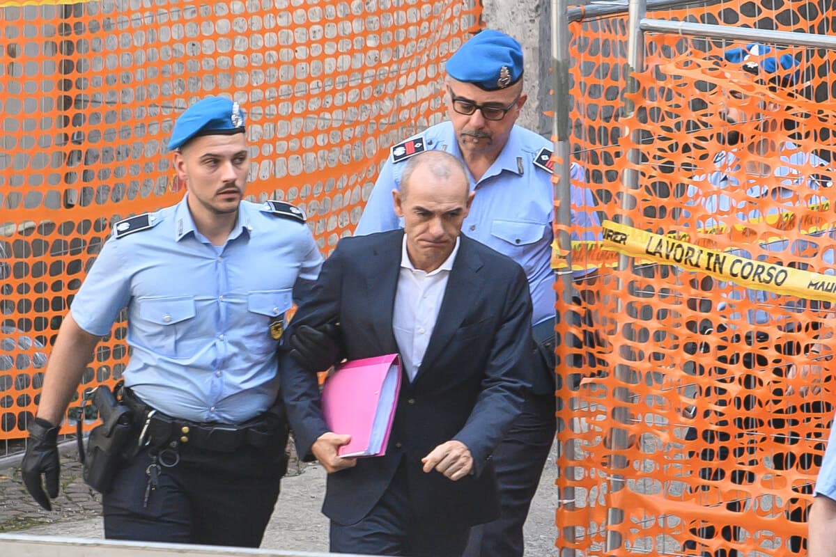 Giorgio Santambrogio, l'uomo sotto inchiesta per prostituzione che finanzia il costruttore pluri indagato Bezziccheri