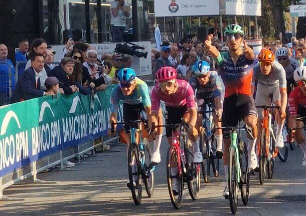 Ciclismo - Ancora Francia alla Coppa Bernocchi: vittoria di Noa Isiodore in volata a Legnano - Sport - Varese News
