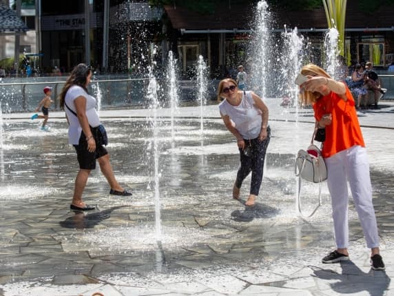Previsioni meteo mercoledì 24 giugno: a Milano e in Lombardia giornata soleggiata con cielo poco nuvoloso: 35 gradi
