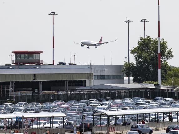 Aeroporti Milano-Torino, si va verso la fusione: operazione di F2i e del Comune, il sindaco Sala: «Noi azionisti interessati»