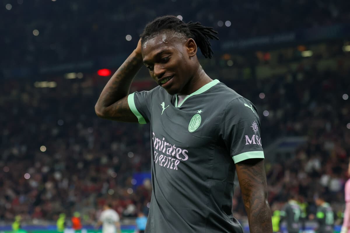 Leao interviene sul suo futuro: “Nessun altro è autorizzato a parlare a mio nome. Il mio unico pensiero è il campo”