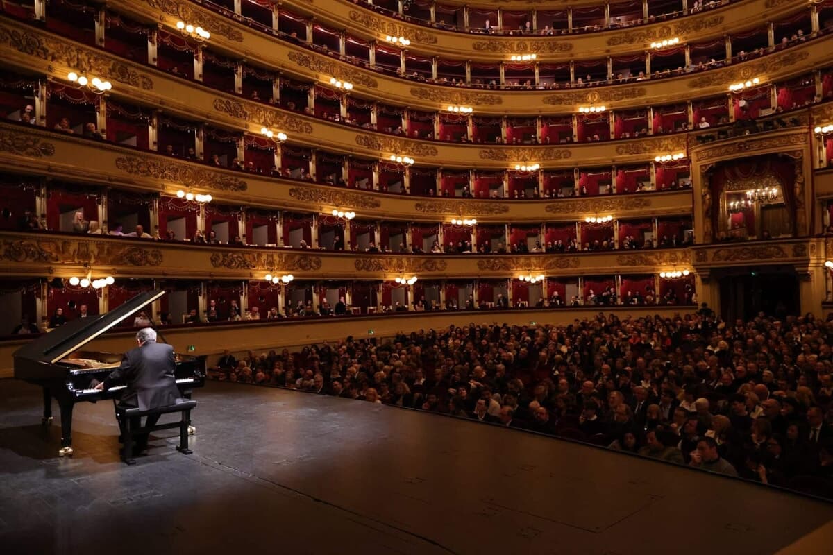 Il teatro alla Scala chiude il bilancio in attivo, verso la Magnifica Fabbrica: 1.800 container per le scenografie