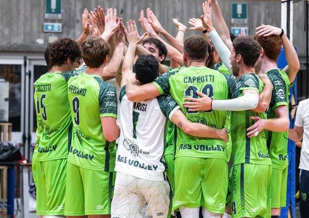 Volley - Mozzate cade a Novi Ligure: una serata storta condanna il Res a una sconfitta per 3-0 -  - Varese News
