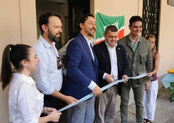 Varese - Forza Italia inaugura la nuova sede a Varese in piazza Giovine Italia -  - Varese News