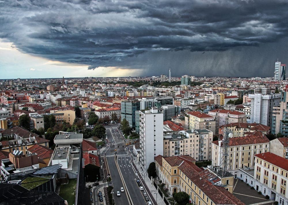 Pausa dal grande caldo a Milano: ecco cosa succederà (spoiler: non durerà molto)