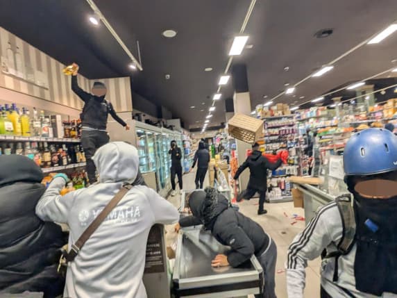 L'imam di via Padova: «Fermiamo la violenza, puntiamo al dialogo»