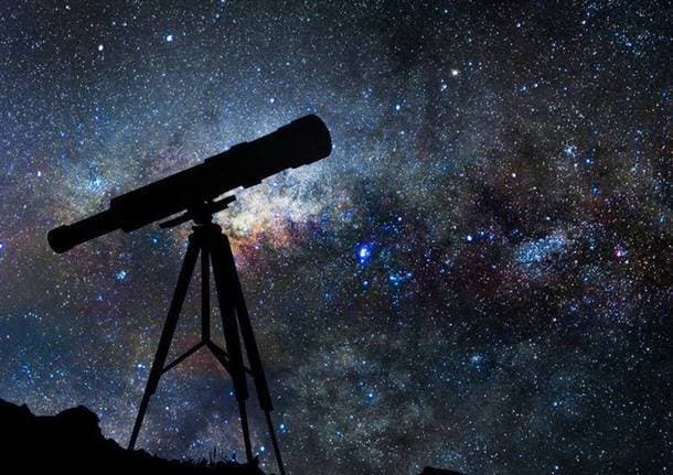 Tradate - Arrivano le Perseidi: a Tradate picnic e musica sotto le stelle cadenti nel Parco Pineta - Archivio - Varese News