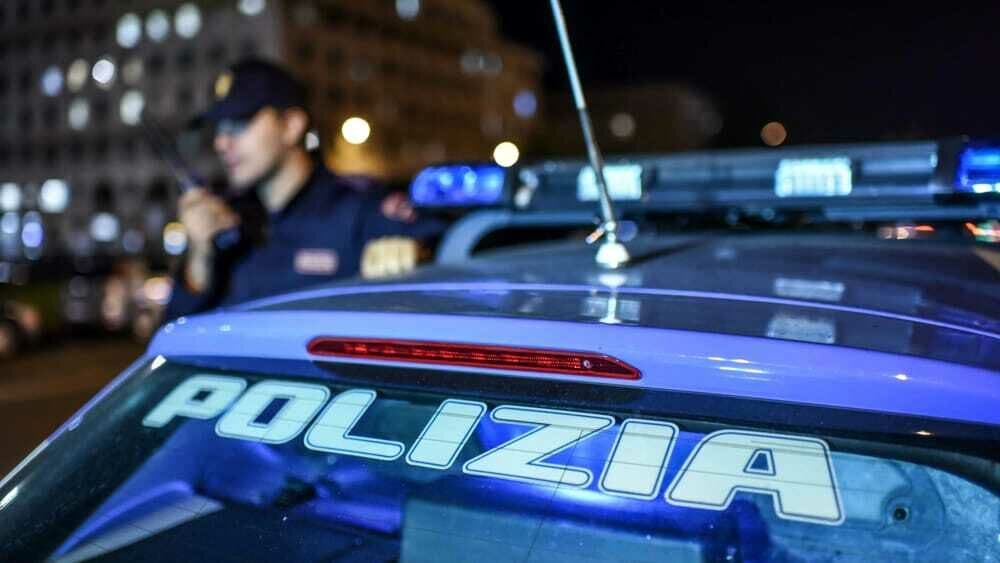 Da Milano a Senigallia per le vacanze "criminali", rapine in spiaggia e casa devastata: nei guai 10 ragazzi